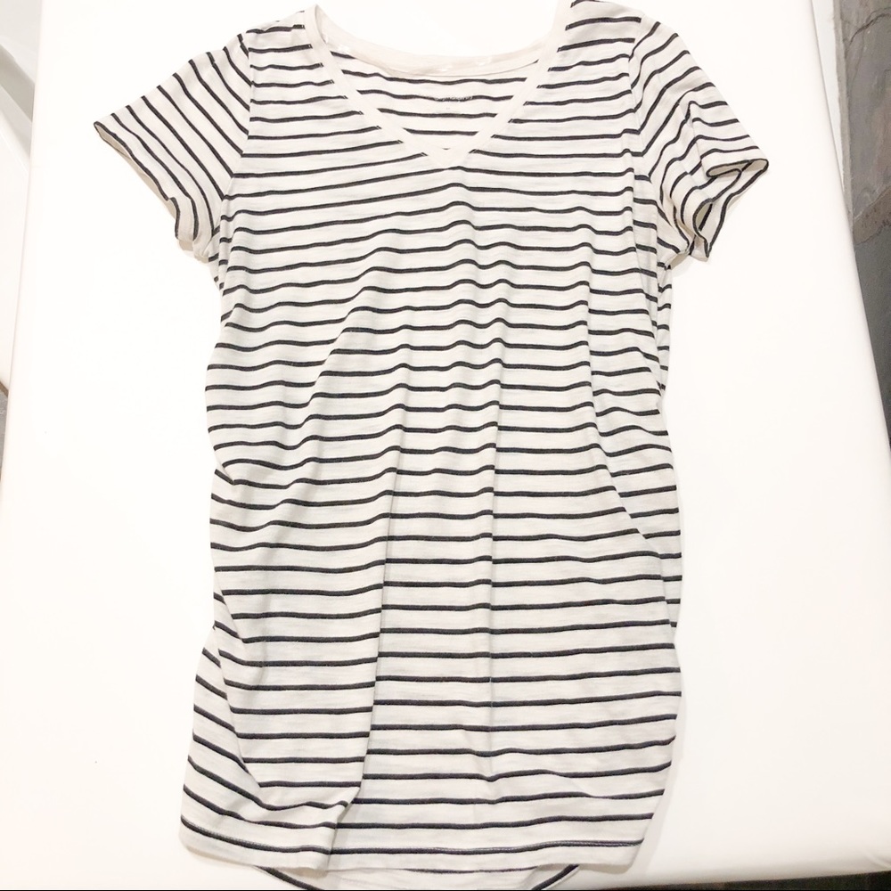 Liz Lange Maternity top
